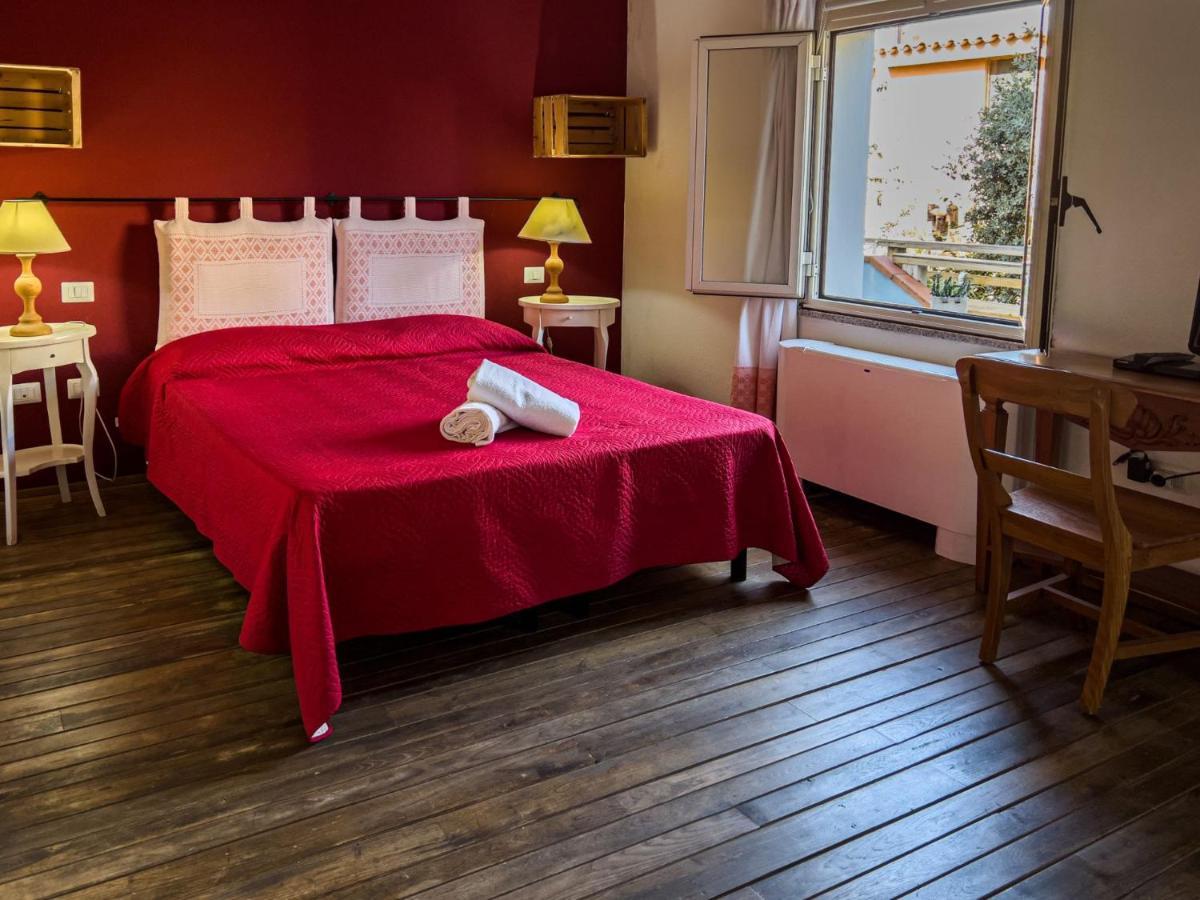 La Terrazza Guesthouse Όλμπια Εξωτερικό φωτογραφία